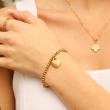 Load image into Gallery viewer, Beaded Heart Stretch Bracelet