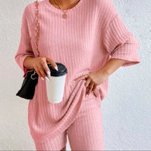 Load image into Gallery viewer, ROUND NECK LOOSE TOP AND SHORTS SET
