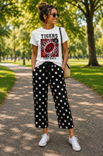 Load image into Gallery viewer, Joggers! 🖤 🤍
